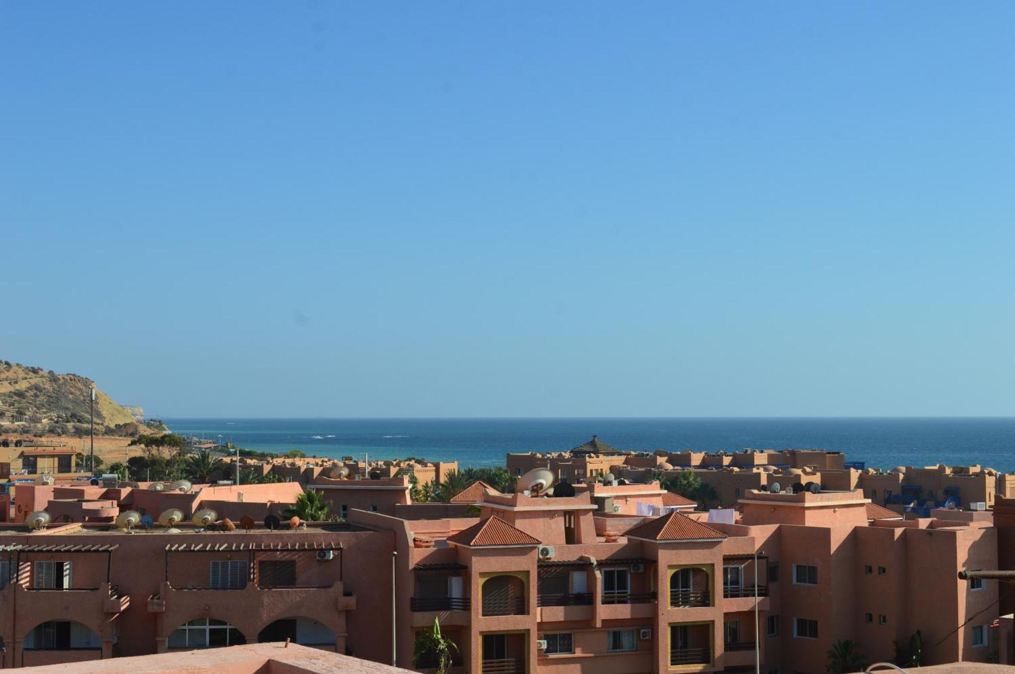 Pearl Surf Camp Morocco Hotel Imi Ouaddar Eksteriør billede