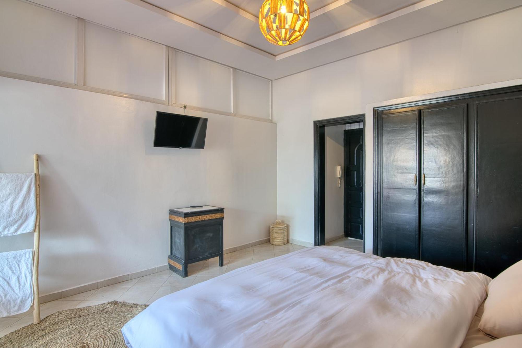 Pearl Surf Camp Morocco Hotel Imi Ouaddar Eksteriør billede